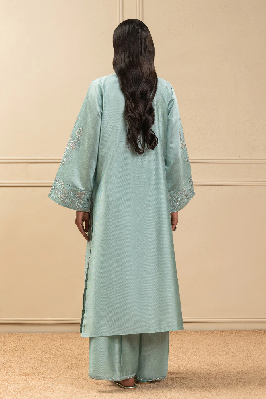 2 PIECE EMBROIDERED TWO TONE SUIT (HIGH CASUAL) - Image 4