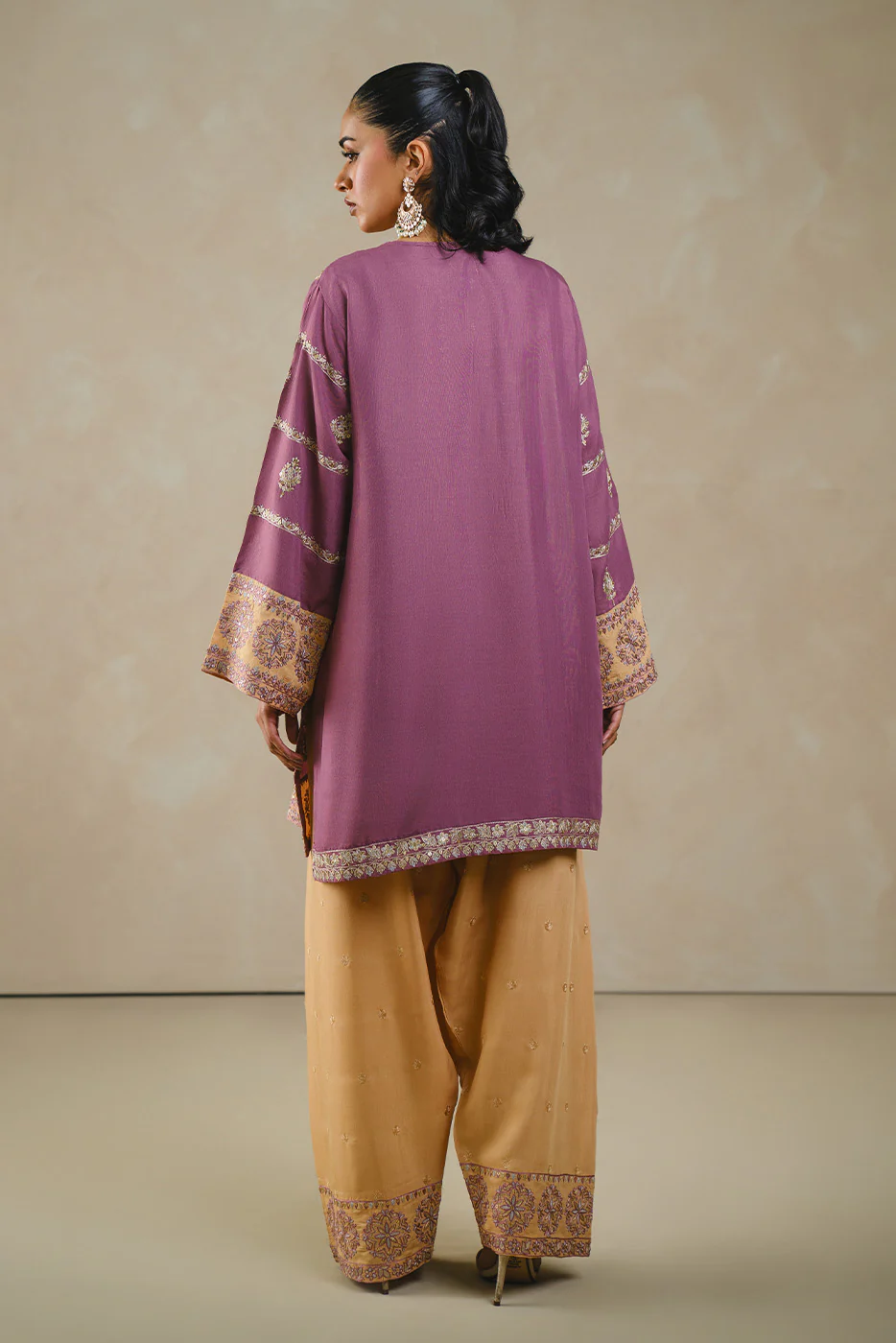 2 PIECE EMBROIDERED RAW SILK SUIT (LUXURY PRET) - Image 5