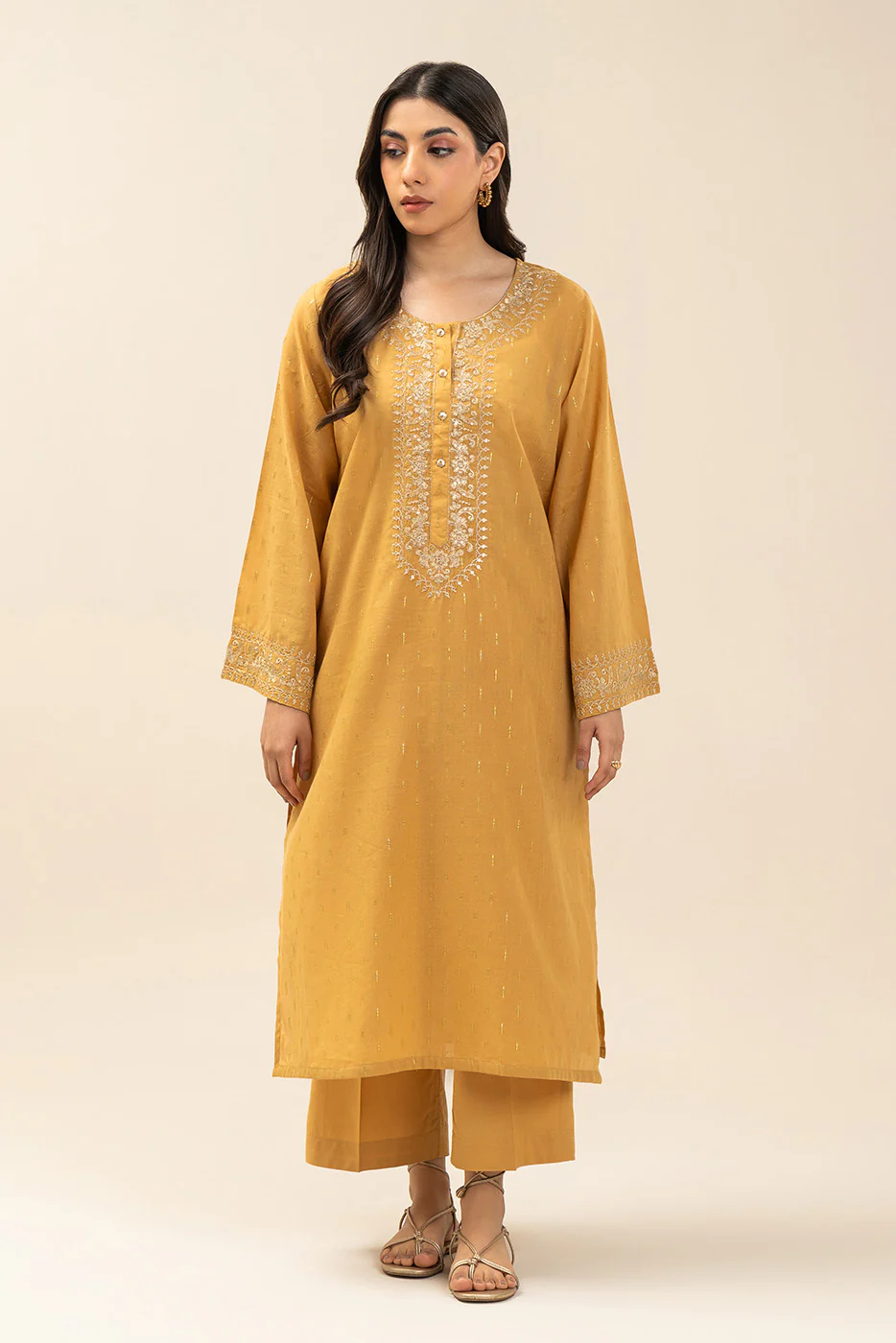2 PIECE EMBROIDERED ZARI JACQUARD SUIT (PRET) - Image 2
