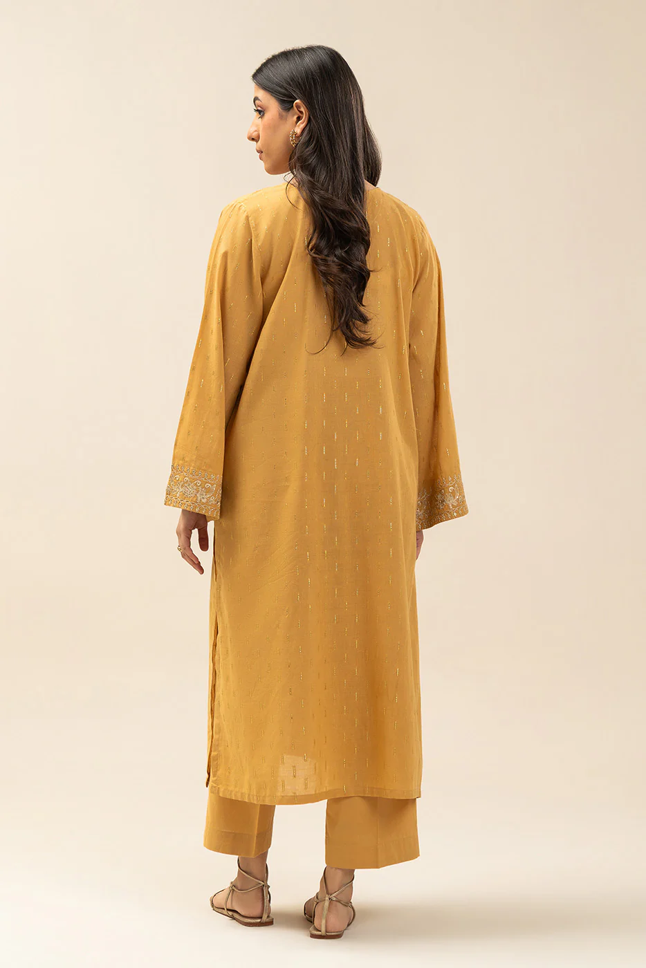 2 PIECE EMBROIDERED ZARI JACQUARD SUIT (PRET) - Image 4