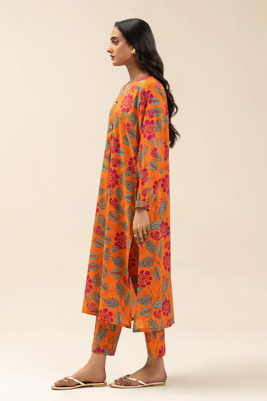 2 PIECE PRINTED LAWN SUIT (PRET) - Image 3