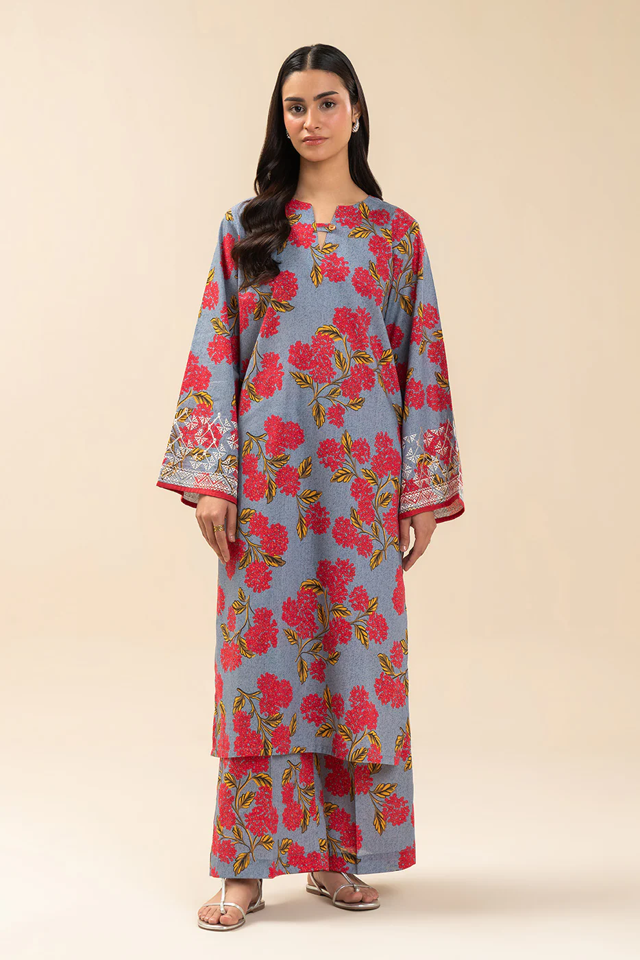 2 PIECE EMBROIDERED TWO WAY SLUB SUIT (PRET) - Image 4