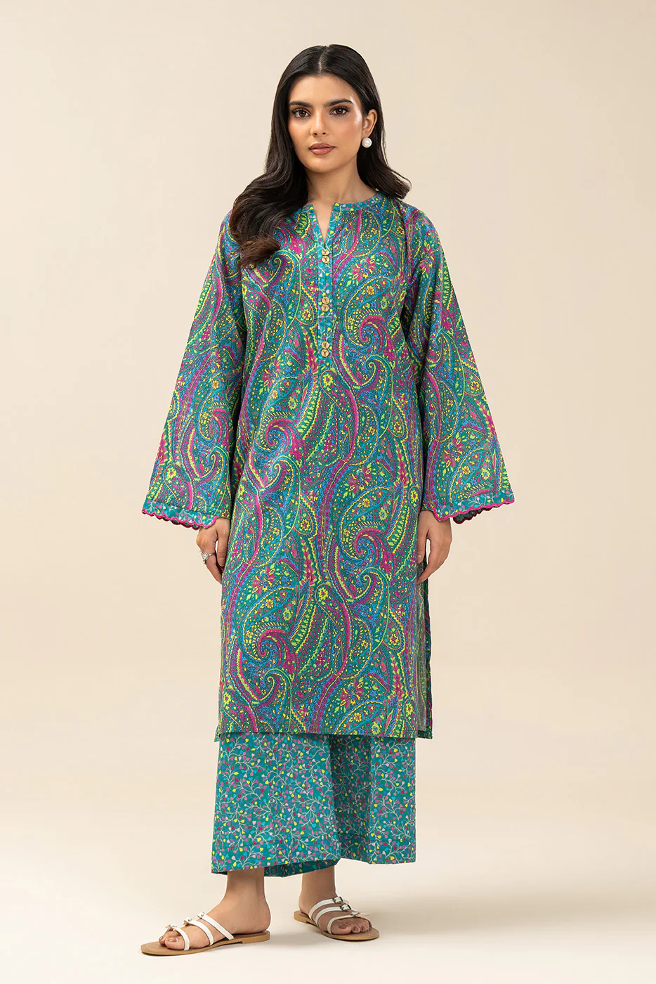 2 PIECE PRINTED LAWN SUIT (PRET) - Image 2