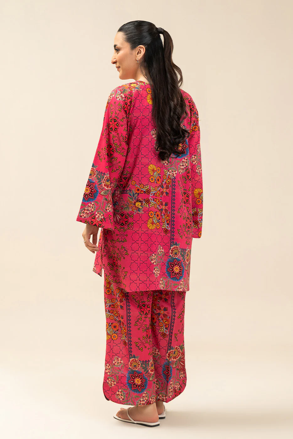 2 PIECE PRINTED LUREX LAWN SUIT (PRET) - Image 4