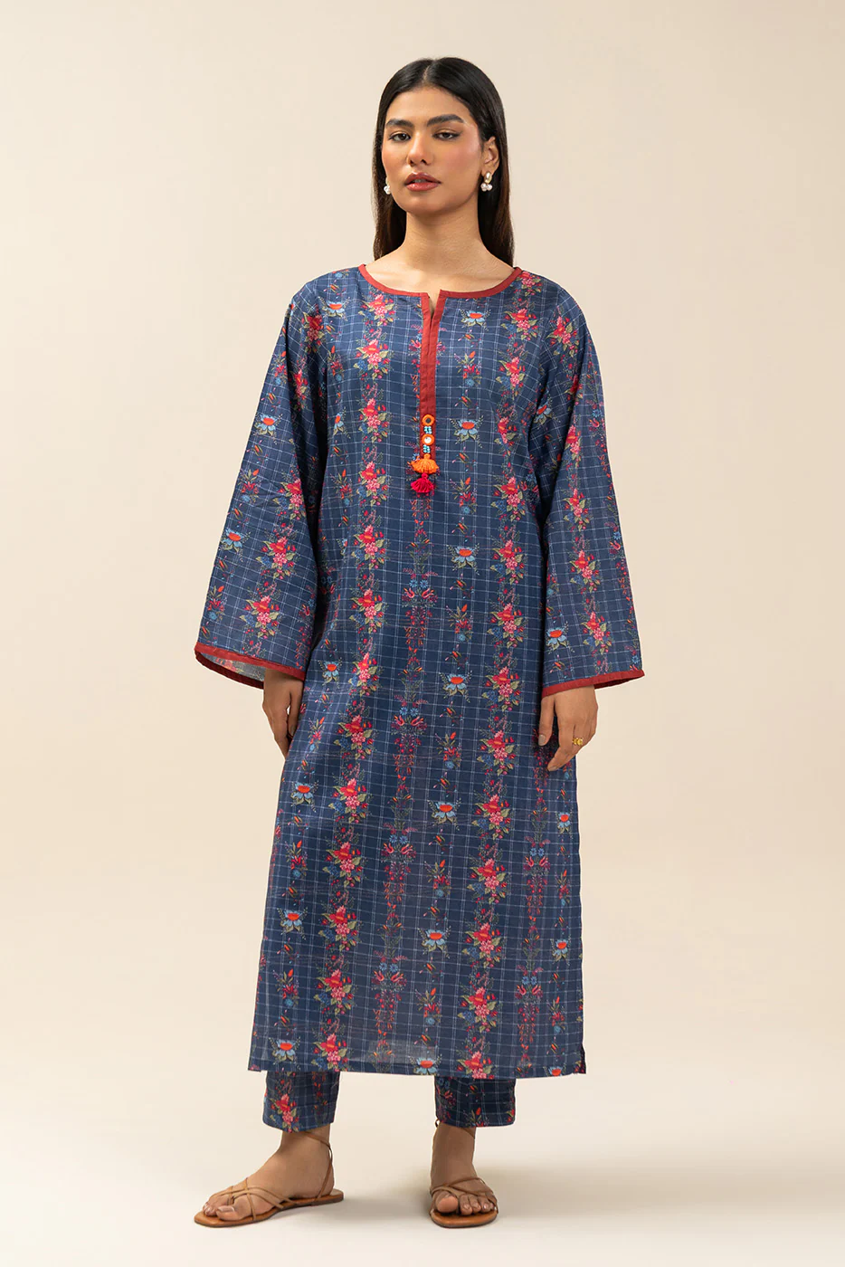 2 PIECE PRINTED LUREX LAWN SUIT (PRET) - Image 2