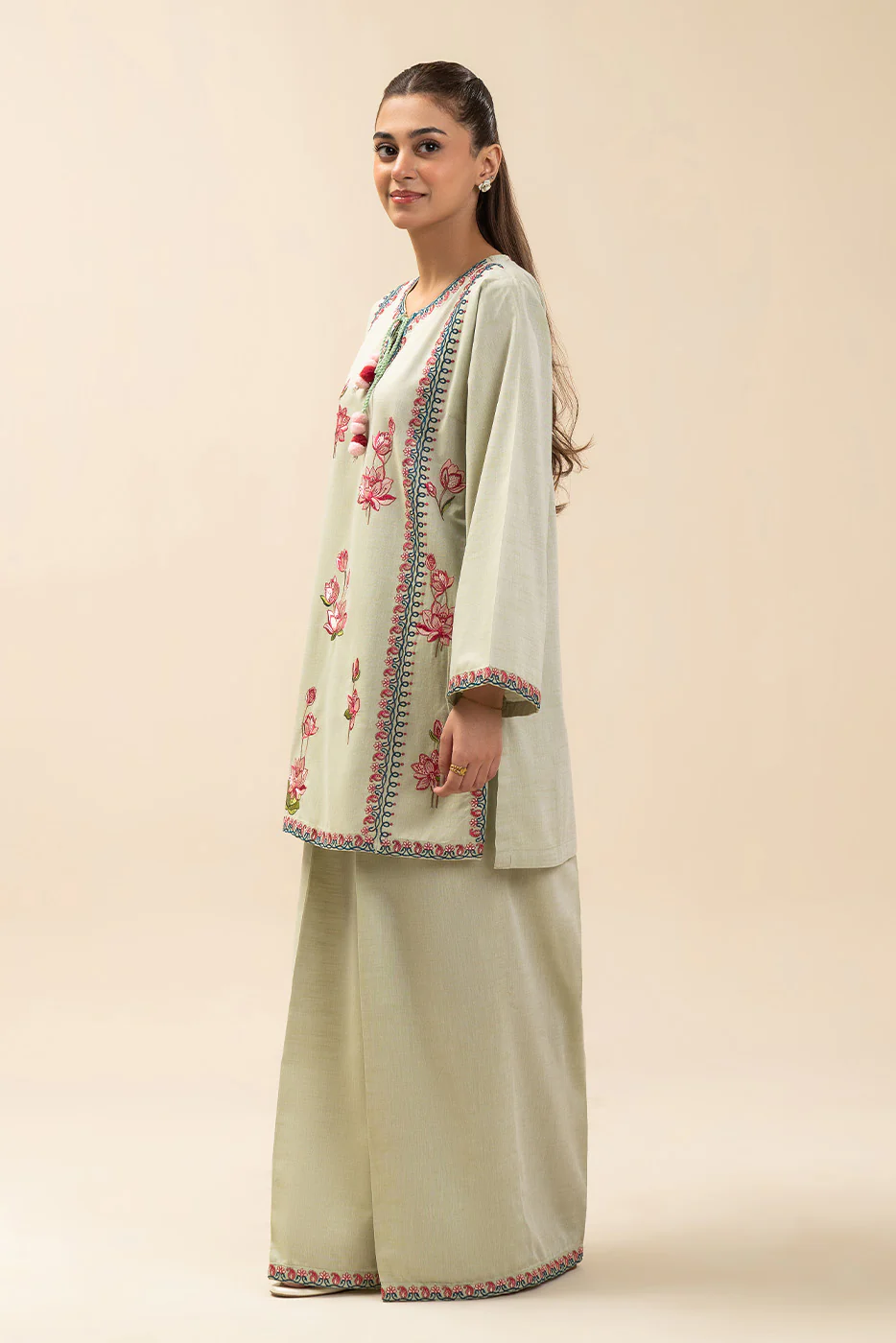 2 PIECE EMBROIDERED CHAMBRAY SUIT (FLOW) - Image 6