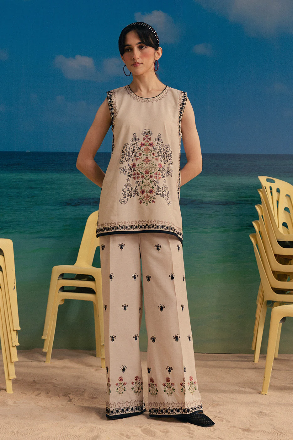 2 PIECE EMBROIDERED CHAMBRAY SUIT (FLOW) - Image 2