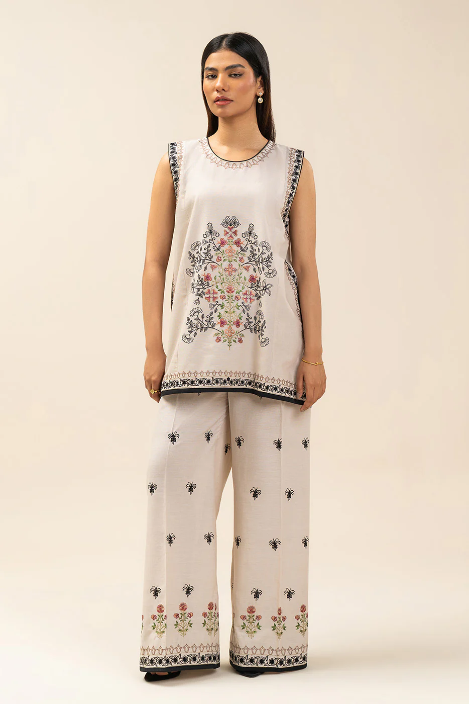 2 PIECE EMBROIDERED CHAMBRAY SUIT (FLOW) - Image 4