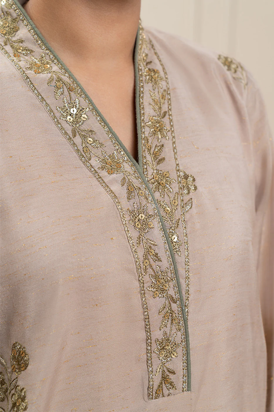 3 PIECE EMBROIDERED GOLD ZARI SUIT (HIGH CASUAL) - Image 5
