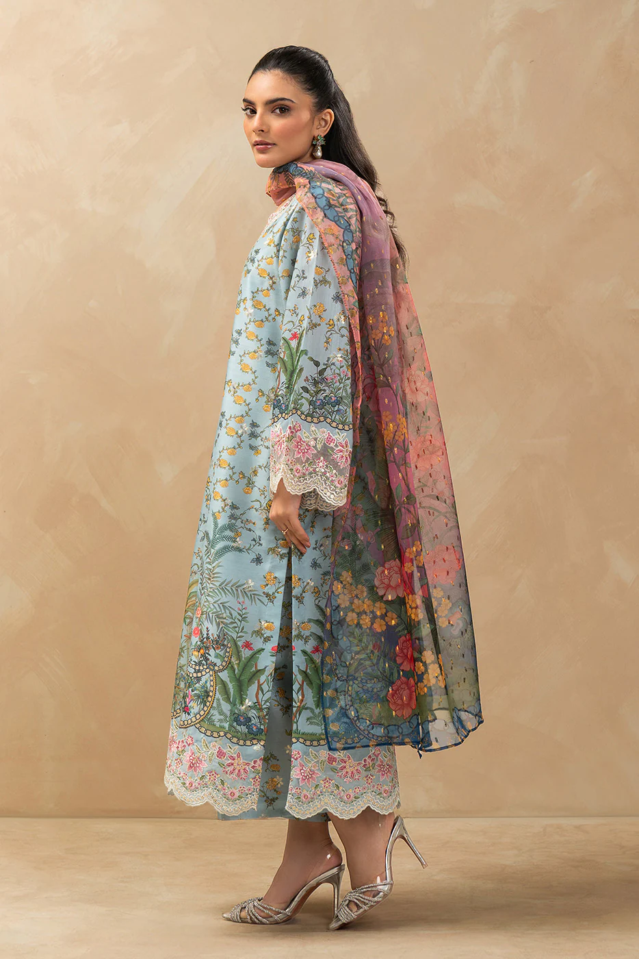 3 PIECE EMBROIDERED ZARI JACQUARD SUIT (LUXURY-PRET) - Image 2