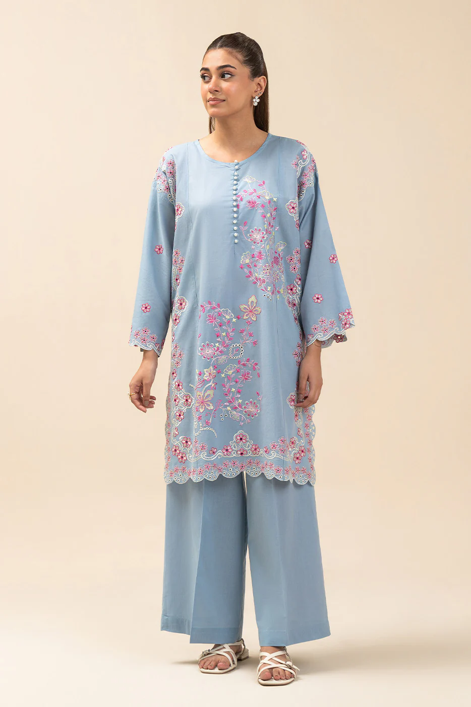 2 PIECE EMBROIDERED LAWN SUIT (PRET) - Image 2