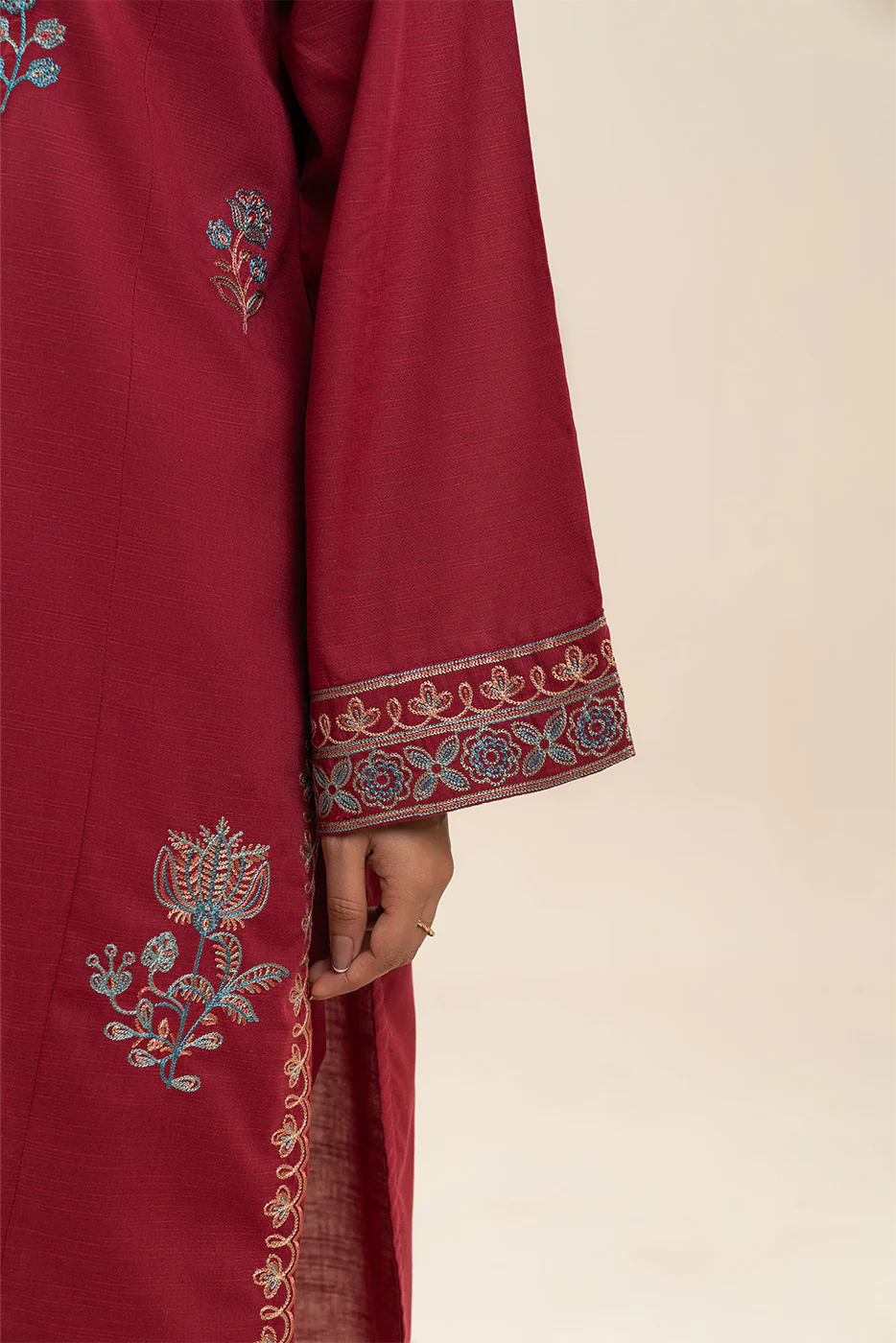 3 PIECE EMBROIDERED SLUB COTTON SUIT (PRET) - Image 6
