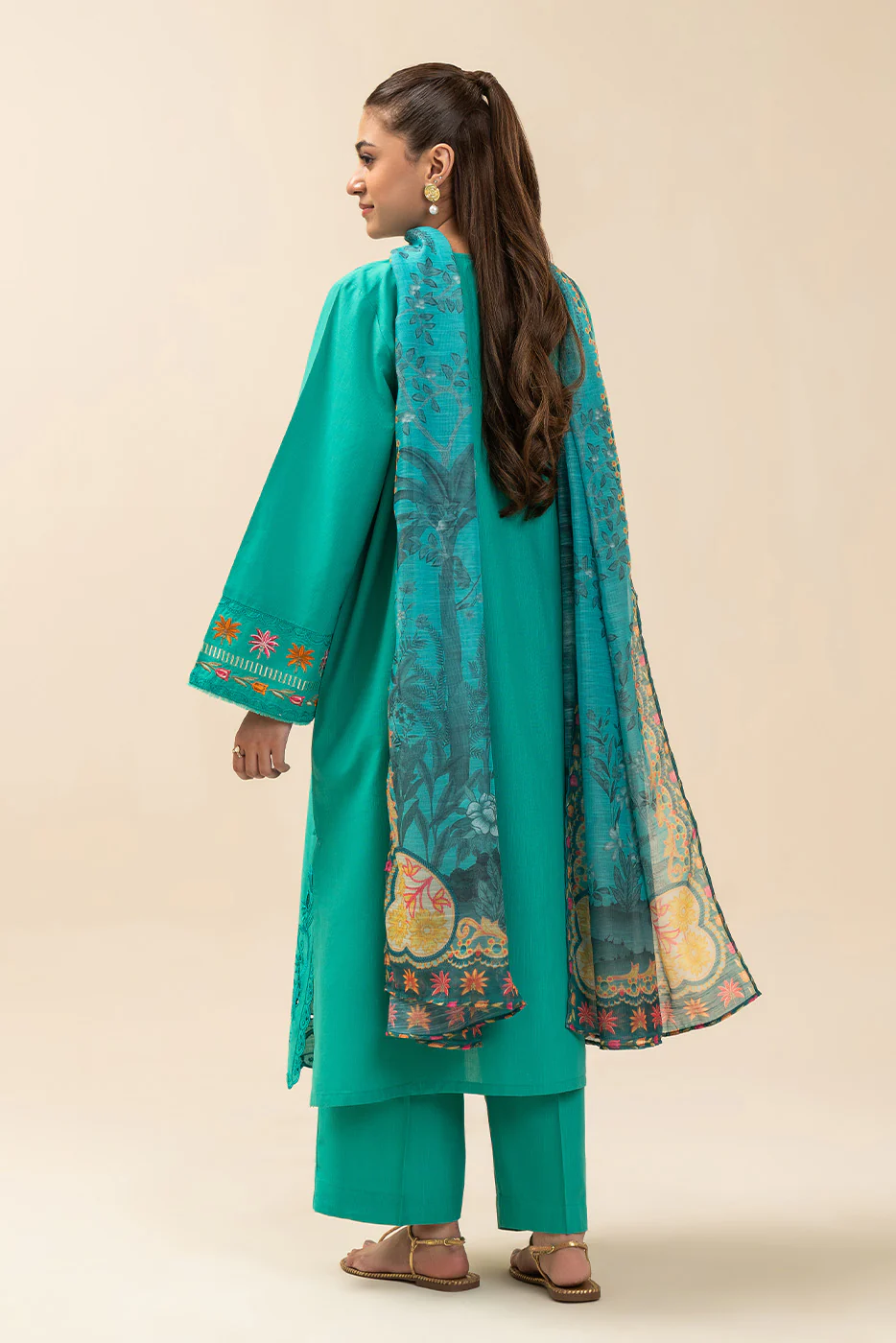 3 PIECE EMBROIDERED SLUB SUIT (PRET) - Image 5