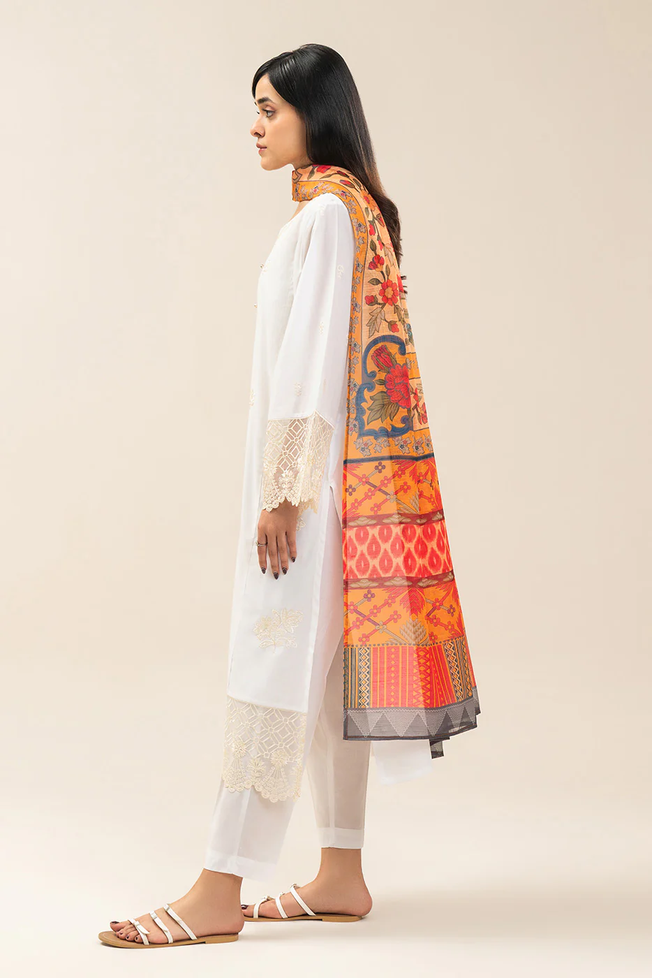 3 PIECE EMBROIDERED LAWN SUIT (PRET) - Image 4