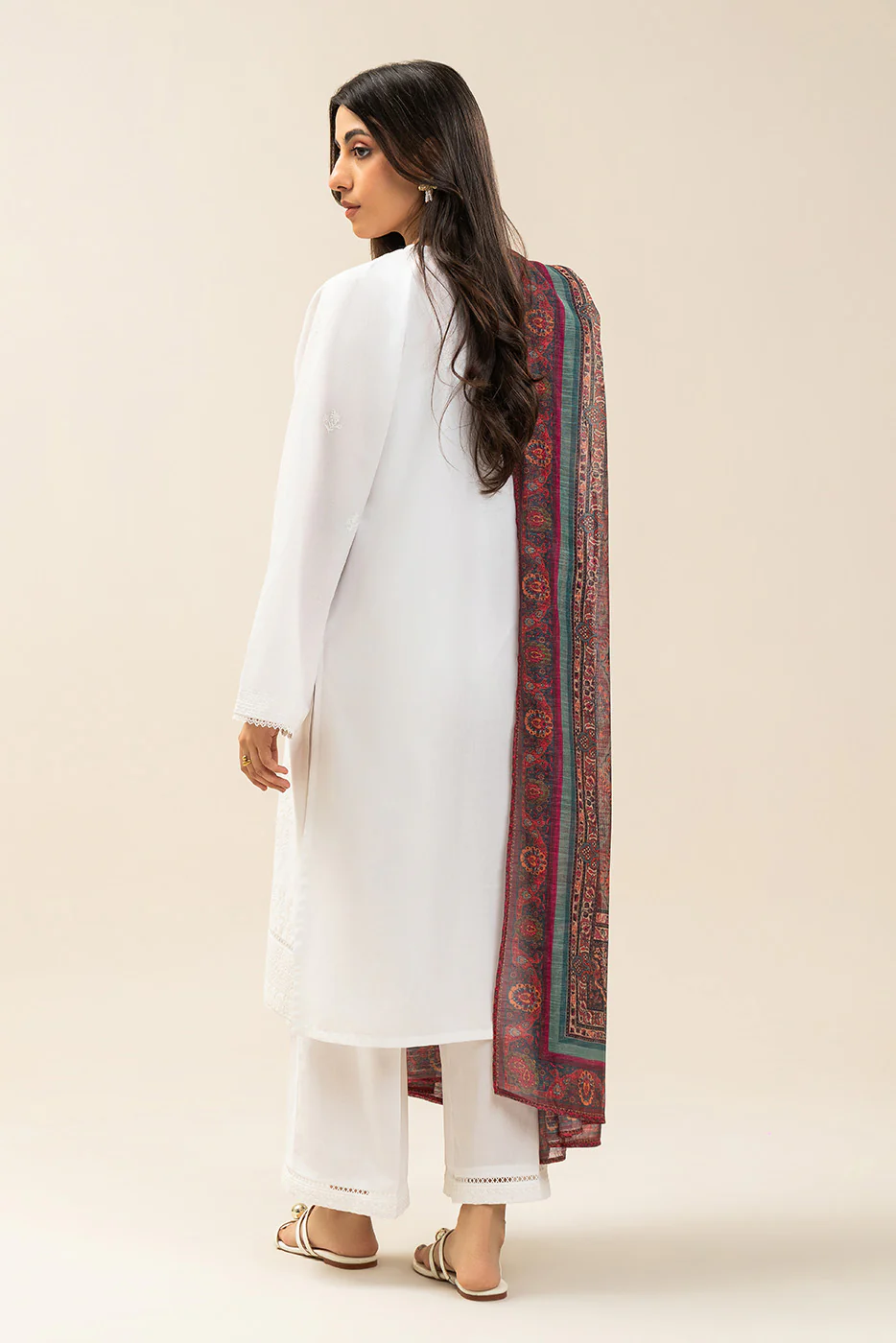 3 PIECE EMBROIDERED LAWN SUIT (PRET) - Image 4