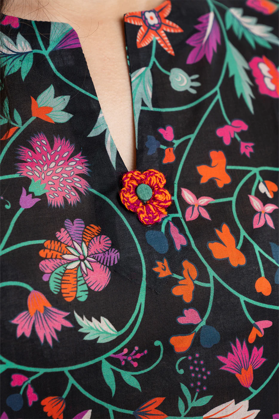 2 PIECE PRINTED LAWN SUIT (PRET) - Image 4
