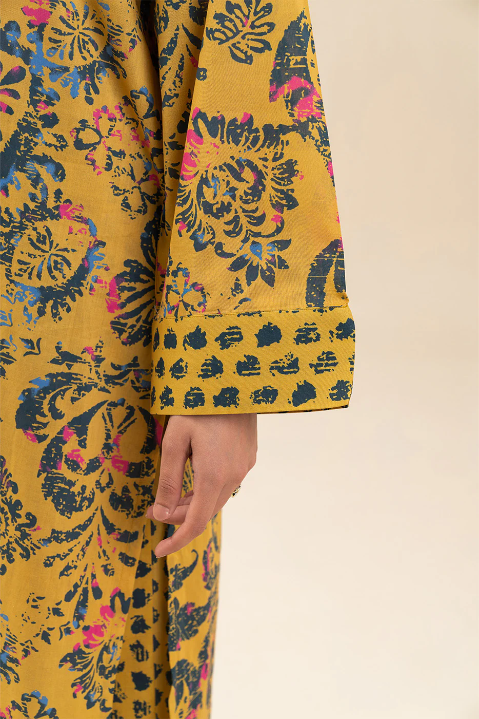 PRINTED LAWN SHIRT (PRET) - Image 5