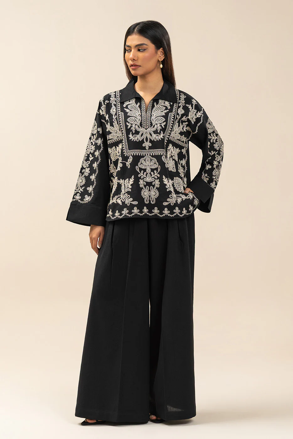 2 PIECE EMBROIDERED LINEN SUIT (FLOW) - Image 2