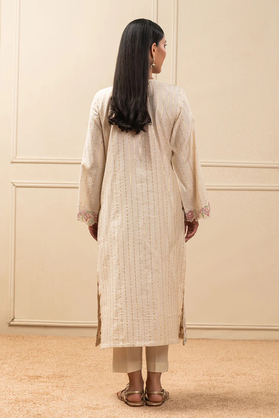 EMBROIDERED DOBBY JACQUARD SHIRT (PRET) - Image 4