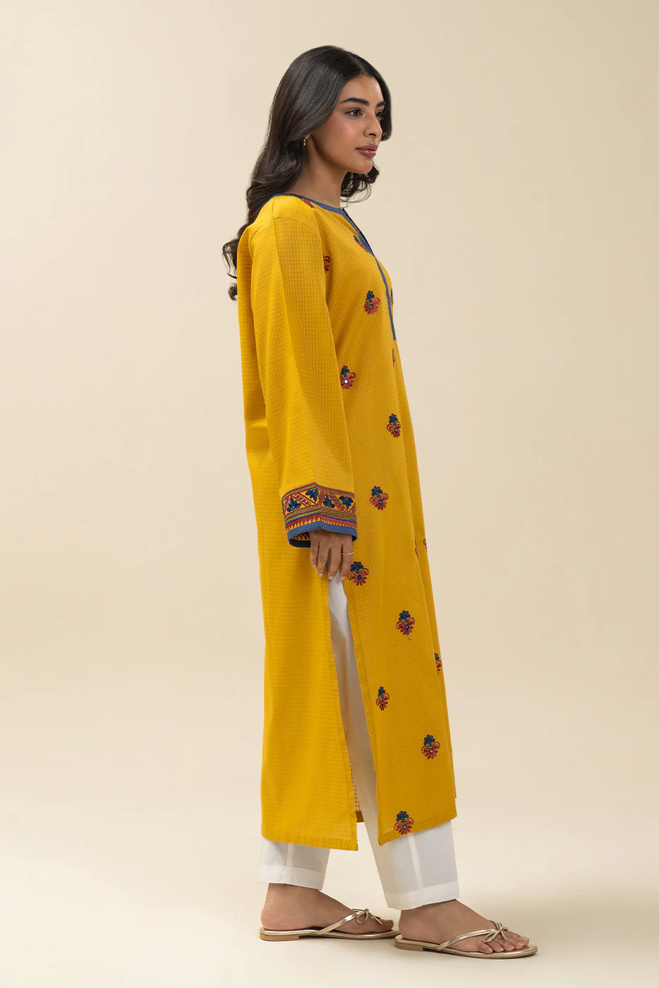 EMBROIDERED DORIA SHIRT (PRET) - Image 3