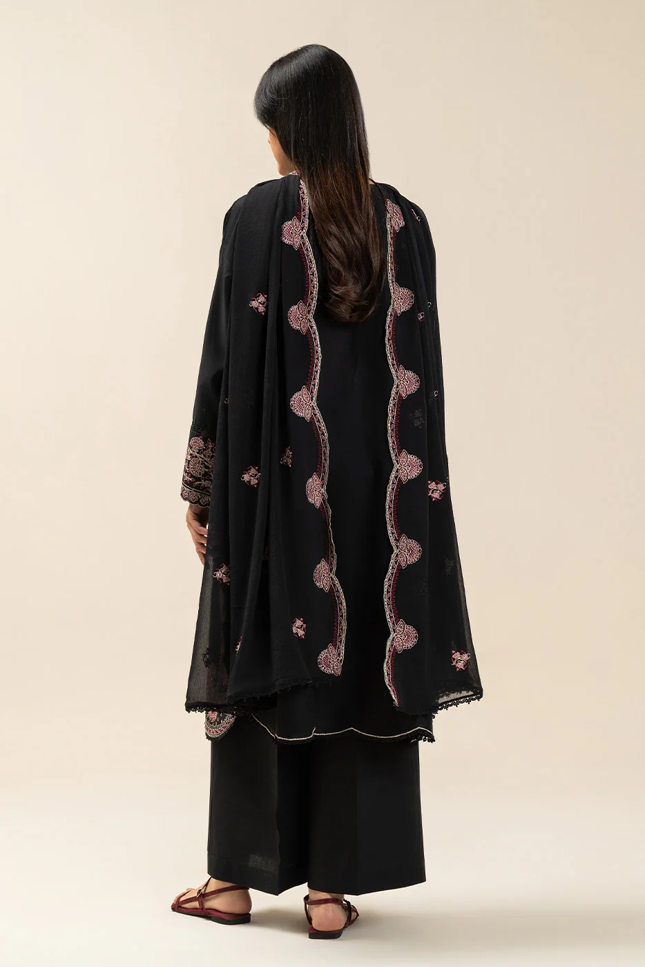 3 PIECE EMBROIDERED LAWN SUIT-DEEP ESPRESSO (UNSTITCHED) - Image 4