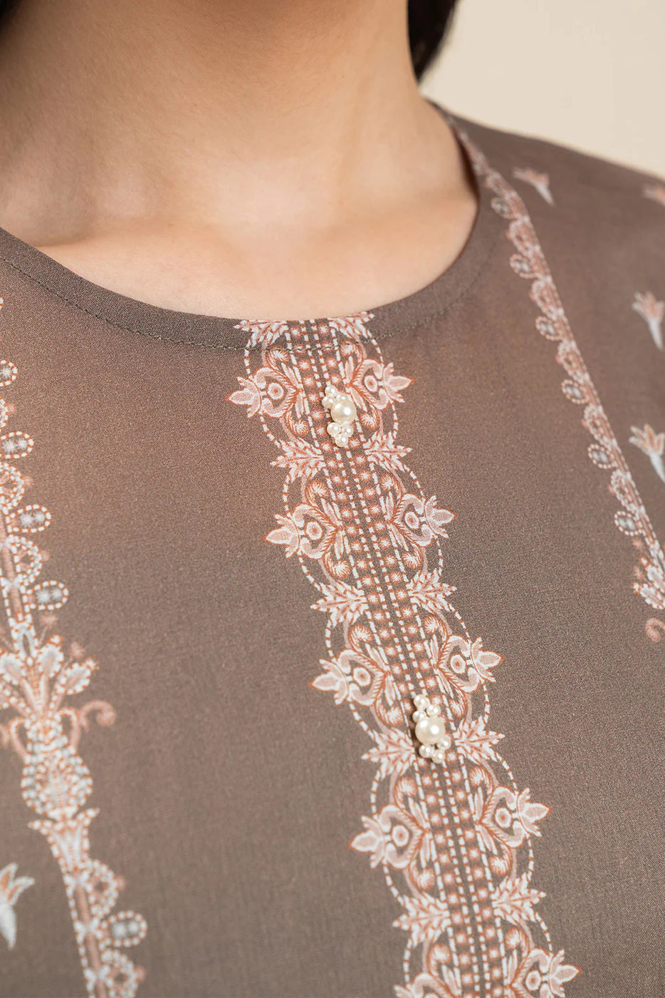 3 PIECE PRINTED LAWN SUIT-MUTED HARMONY (UNSTITCHED) - Image 4