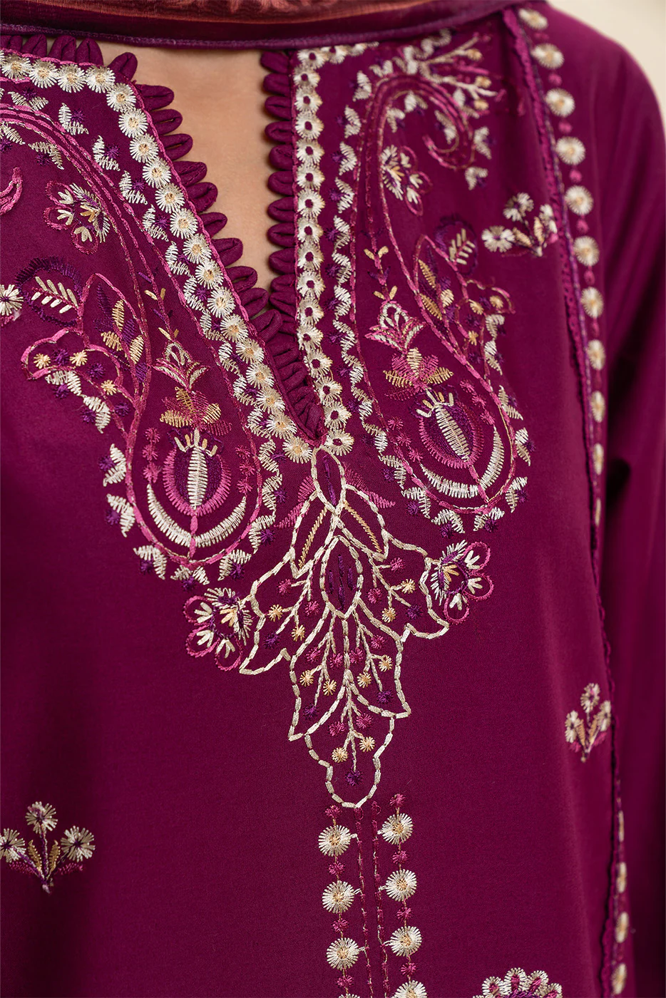 3 PIECE EMBROIDERED LAWN SUIT-PLUM MAJESTY (UNSTITCHED) - Image 5