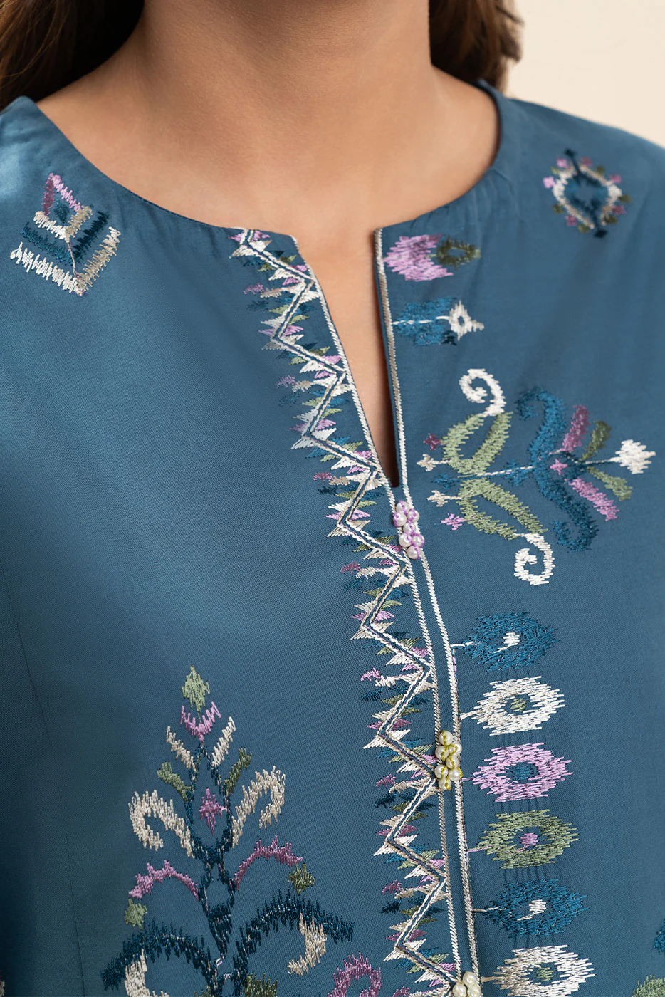 3 PIECE EMBROIDERED LAWN SUIT-IKAT GALORE (UNSTITCHED) - Image 5