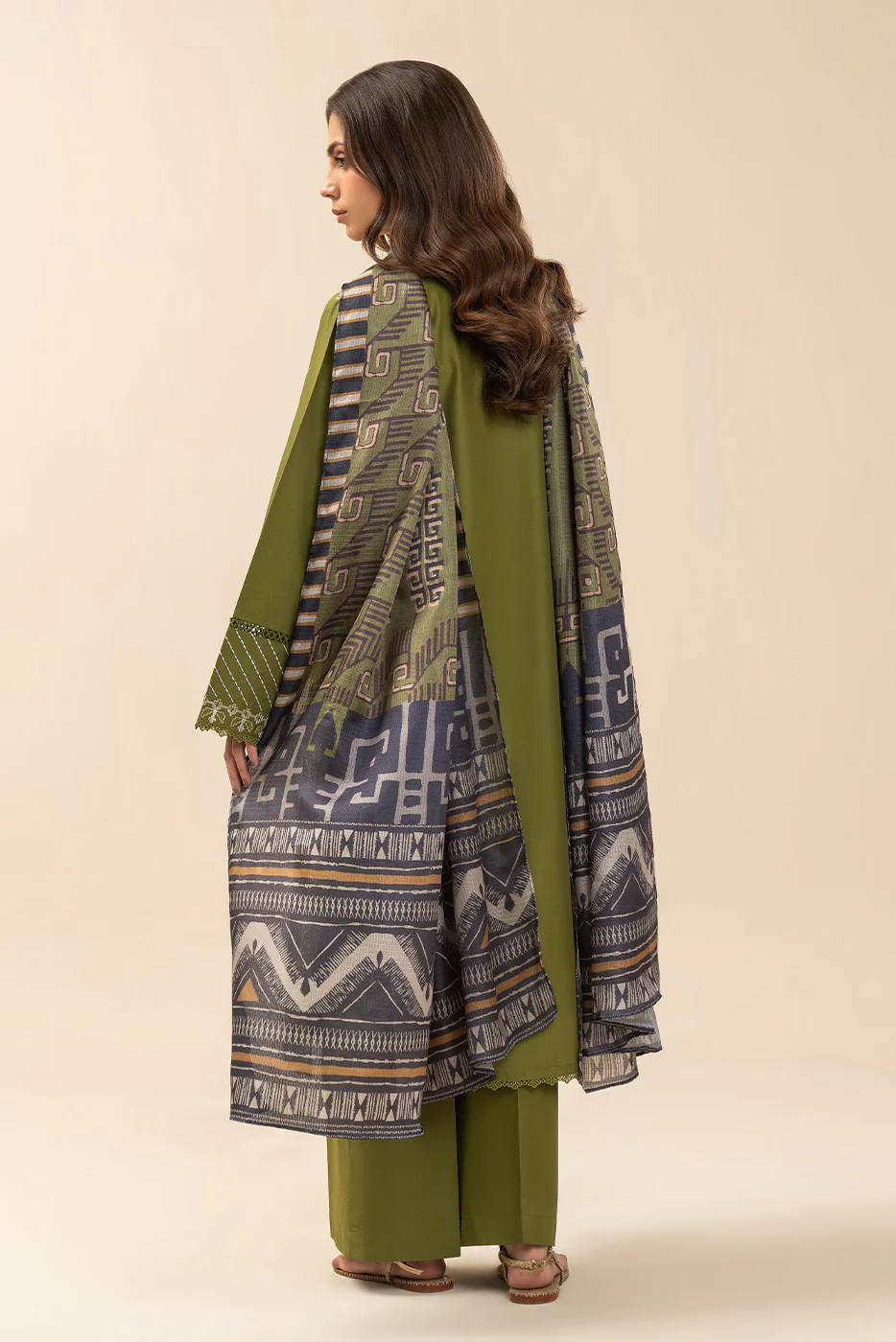 3 PIECE EMBROIDERED LAWN SUIT-JADE LADDER (UNSTITCHED) - Image 4