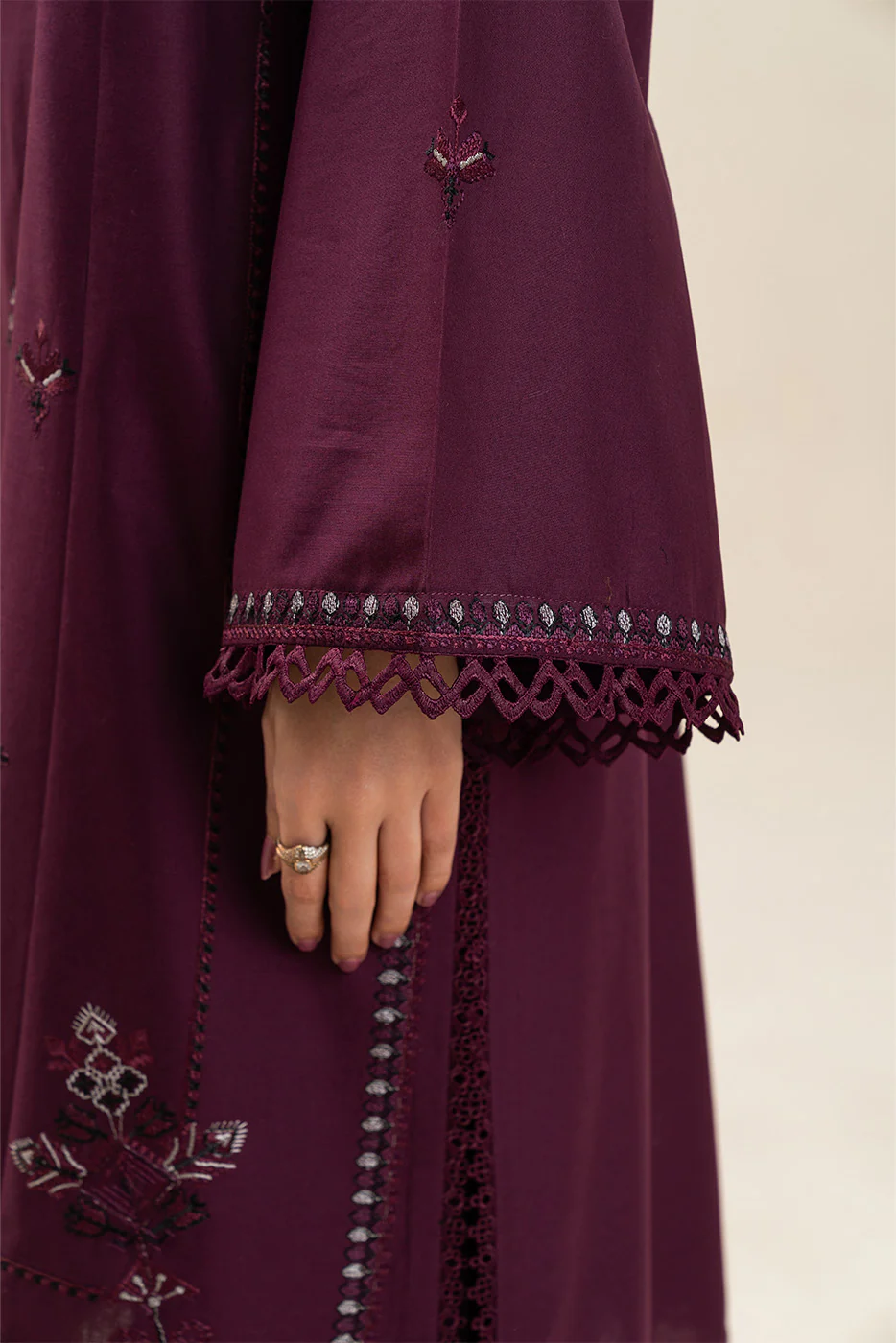 3 PIECE EMBROIDERED LAWN SUIT-TRIBAL CODE (UNSTITCHED) - Image 6