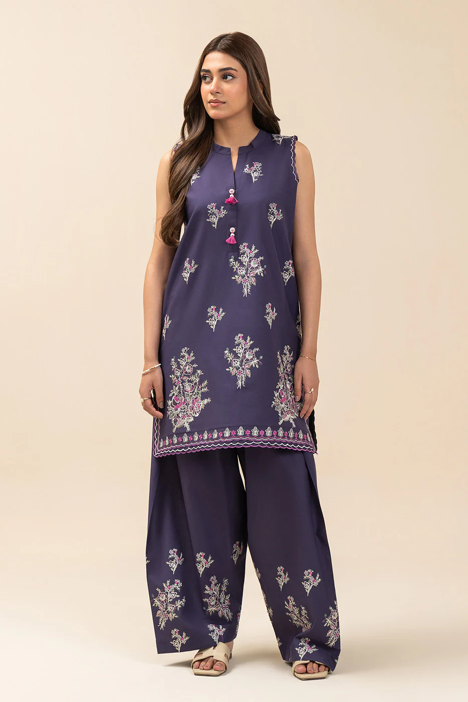 2 PIECE EMBROIDERED LAWN SUIT-ROYAL AMETHYST (UNSTITCHED) - Image 2