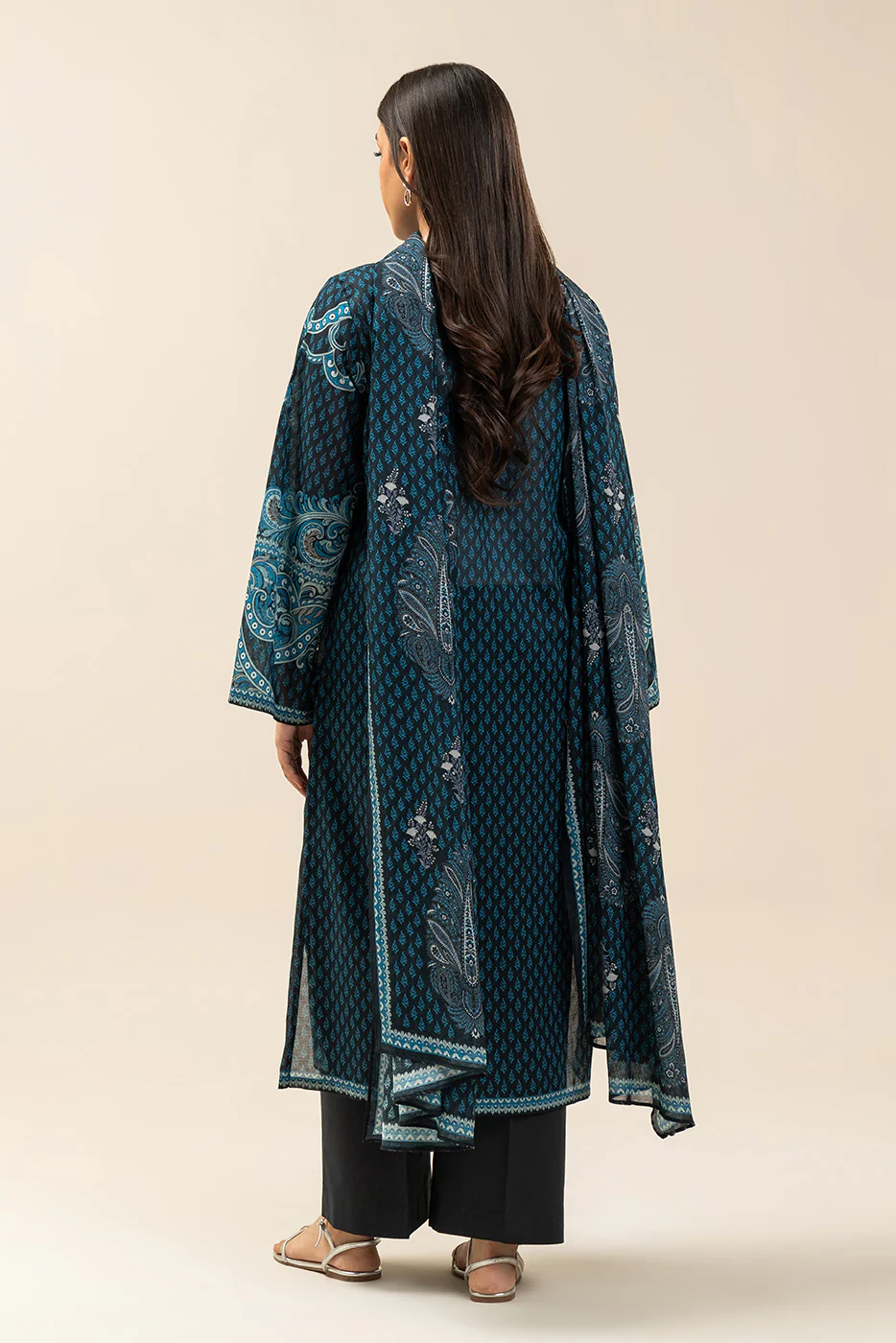3 PIECE PRINTED LAWN SUIT-INDIGO HAZE (UNSTITCHED) - Image 4