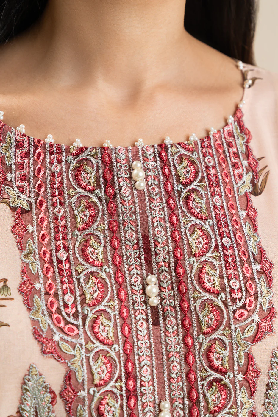 3 PIECE EMBROIDERED LAWN SUIT-ORCHARD ARCH (UNSTITCHED) - Image 2