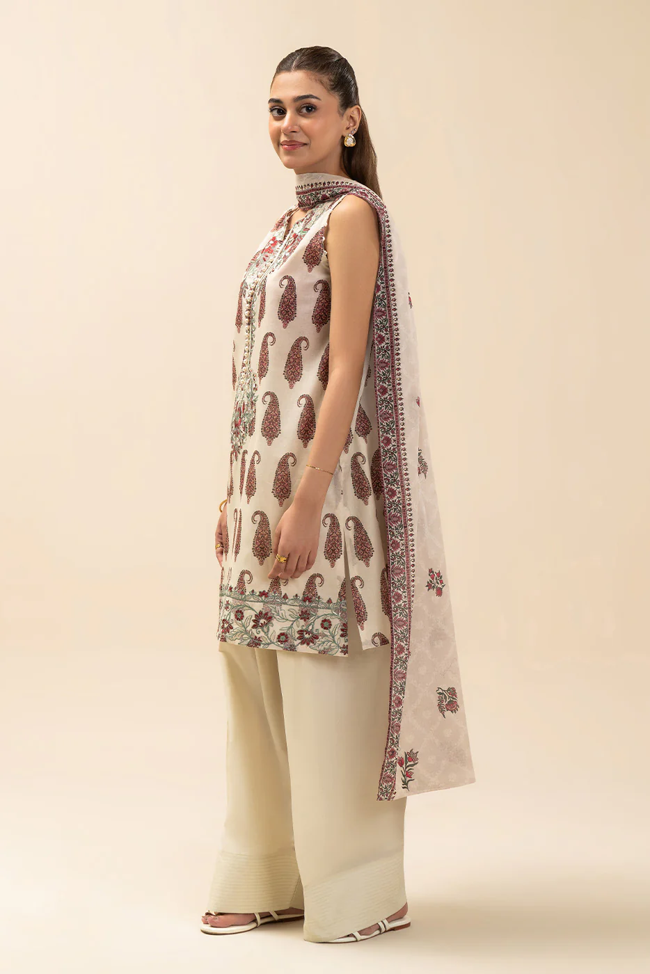 3 PIECE EMBROIDERED LAWN SUIT-TRIBAL TUNE (UNSTITCHED) - Image 3
