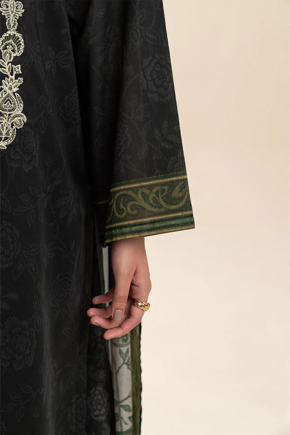 3 PIECE EMBROIDERED LAWN SUIT-BLACK FLINT (UNSTITCHED) - Image 6