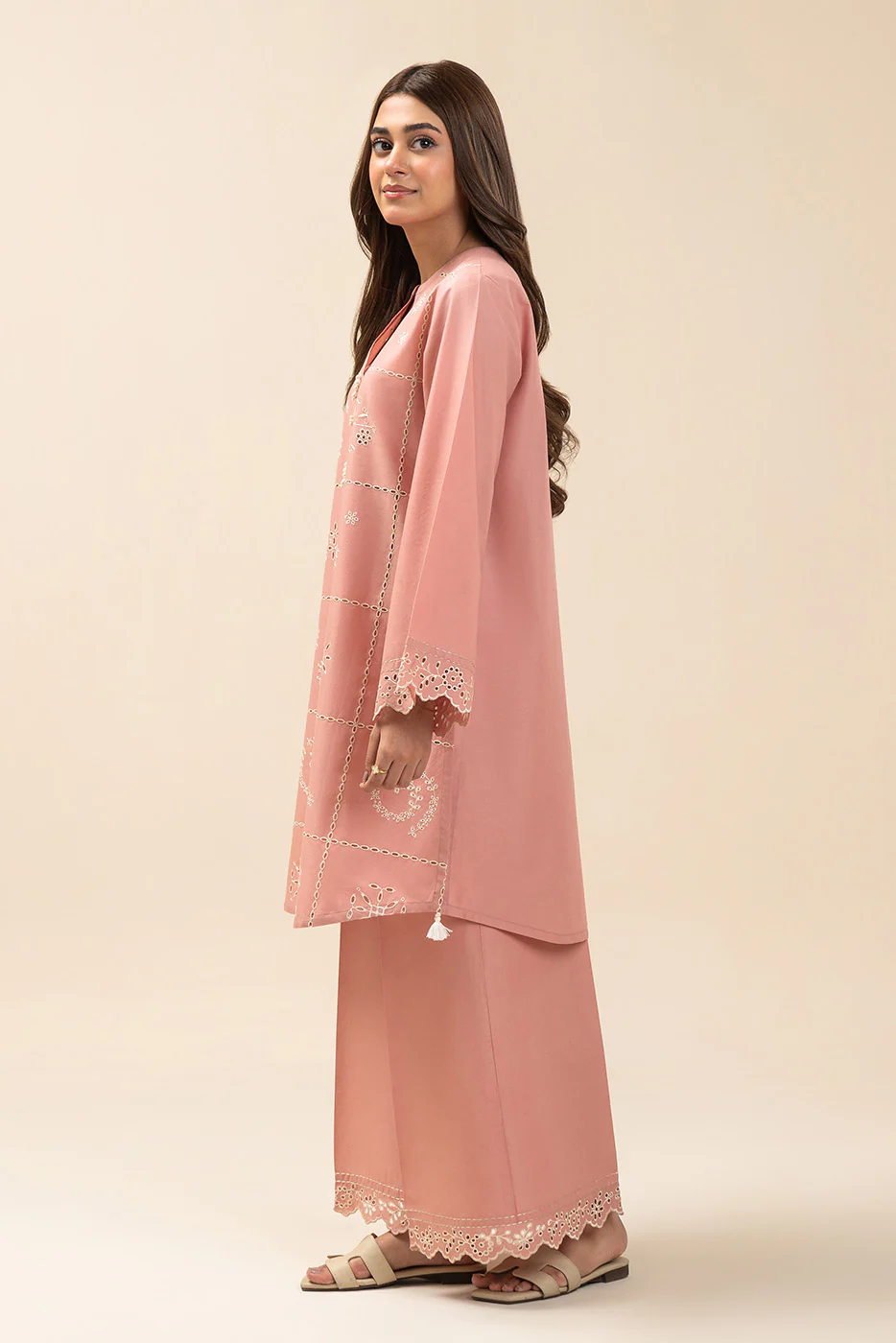 2 PIECE EMBROIDERED LAWN SUIT-MEADOW MIST (UNSTITCHED) - Image 3