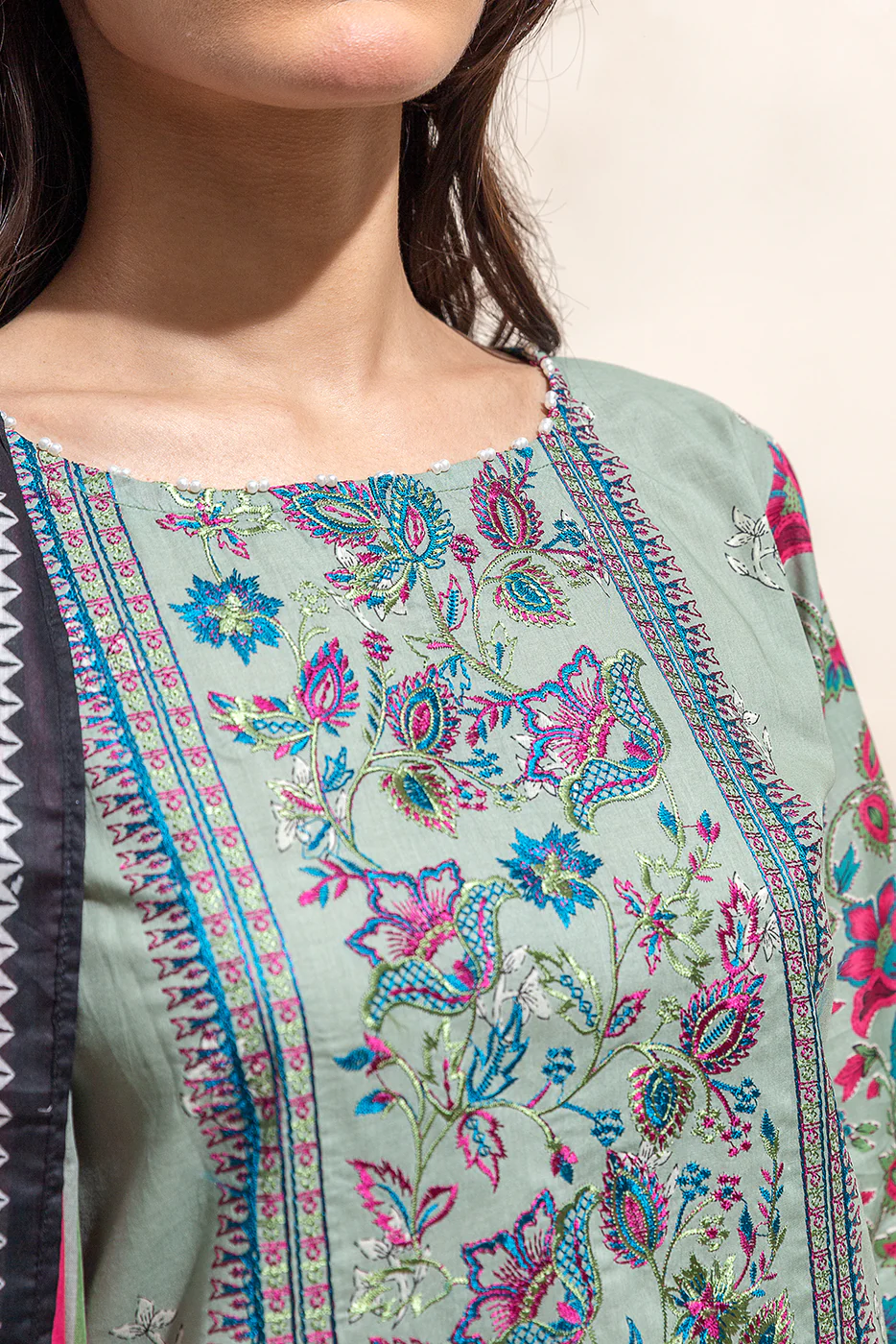 2 PIECE EMBROIDERED LAWN SUIT-PISTACHIO ORCHID(UNSTITCHED) - Image 4