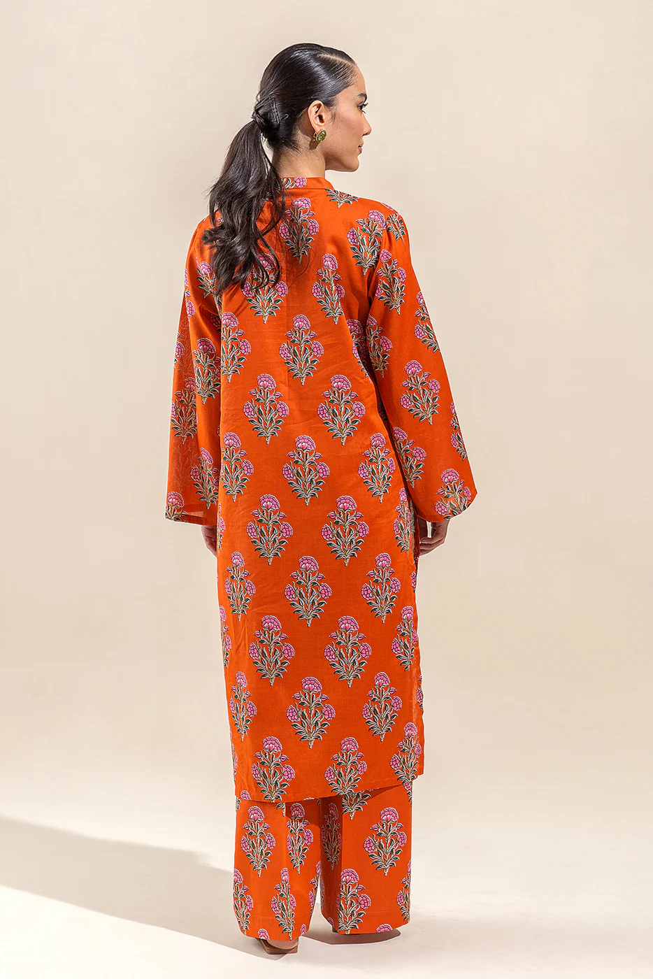 2 PIECE PRINTED LAWN SUIT-VERMILLION FLECK (UNSTITCHED) - Image 4