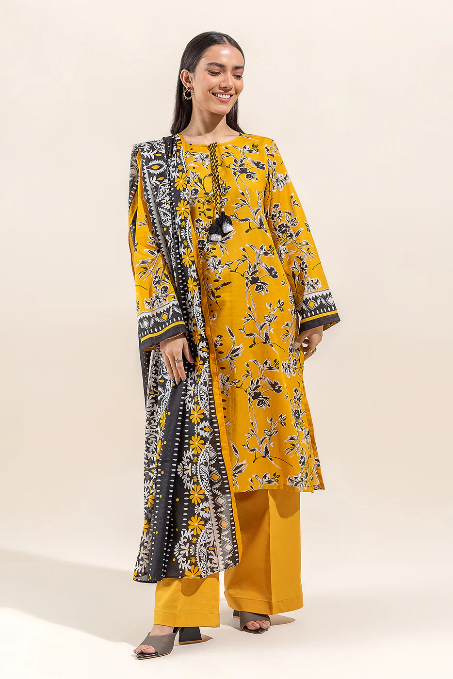 2 PIECE PRINTED LAWN SUIT-YELLOW MIST (UNSTITCHED) - Image 2