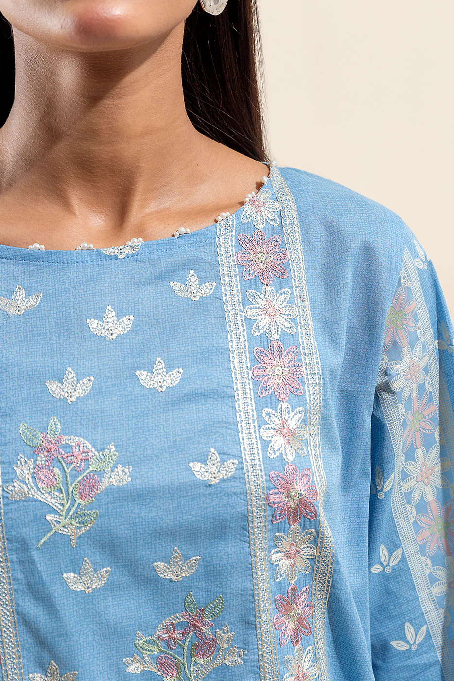 3 PIECE EMBROIDERED LAWN SUIT-TIFFANY TWIST (UNSTITCHED) - Image 4