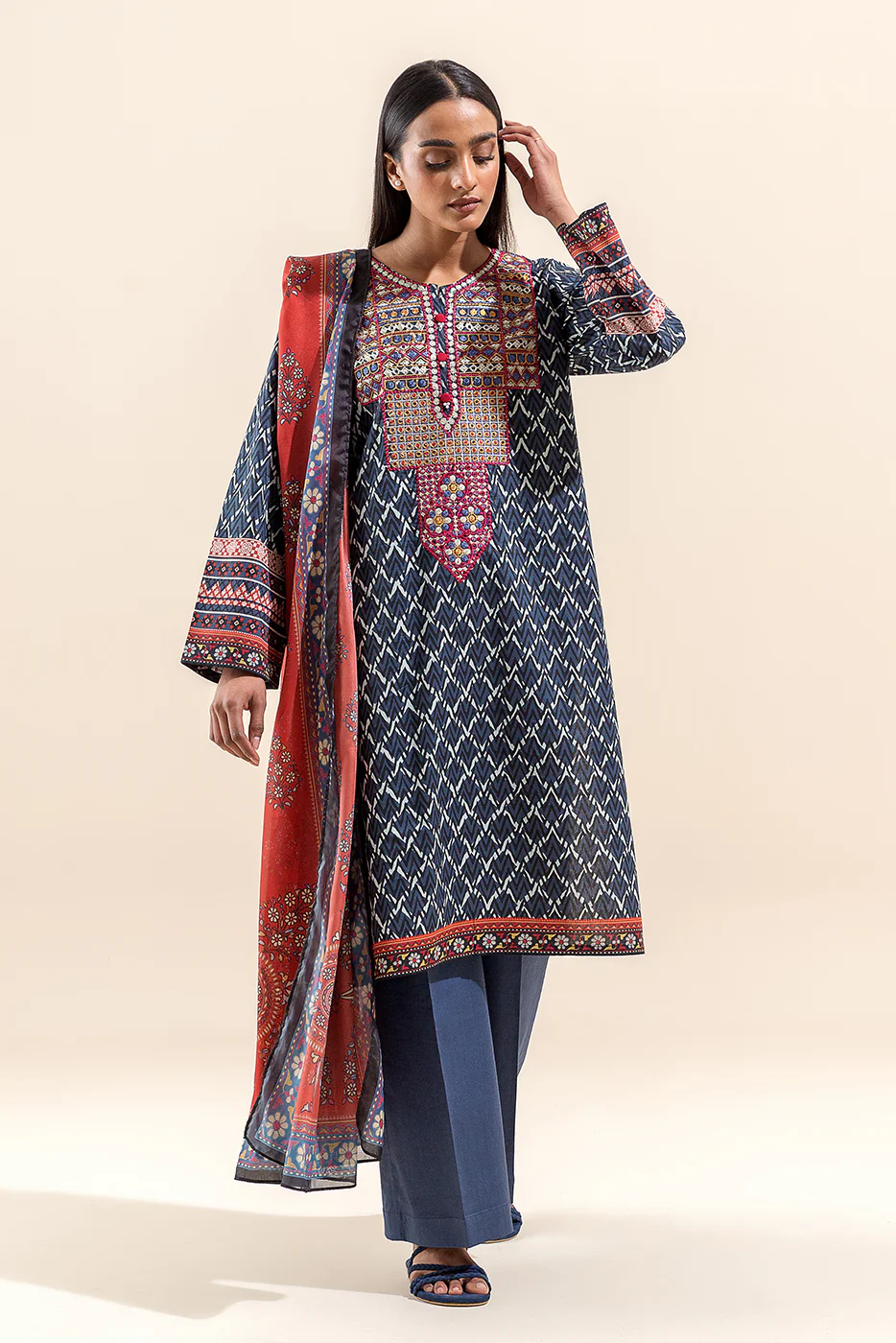 3 PIECE EMBROIDERED LAWN SUIT-SAPPHIRE FOLK (UNSTITCHED) - Image 2