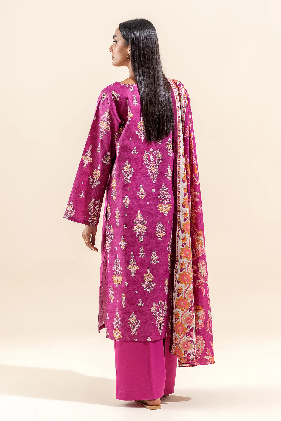 3 PIECE EMBROIDERED LAWN SUIT-FUSHIA DREAM (UNSTITCHED) - Image 5