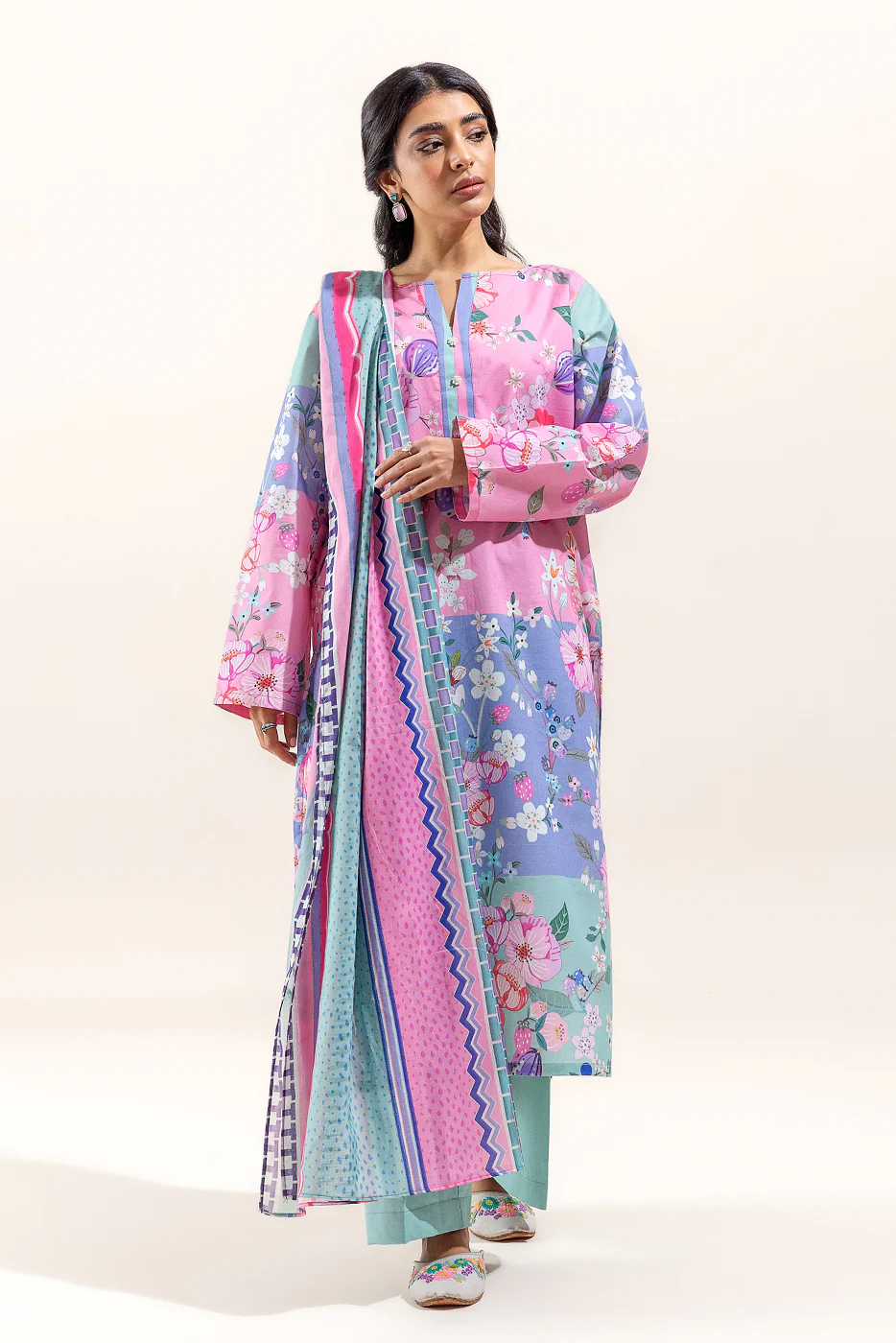 3 PIECE PRINTED LAWN SUIT-CANDY GLOOM (UNSTITCHED) - Image 2