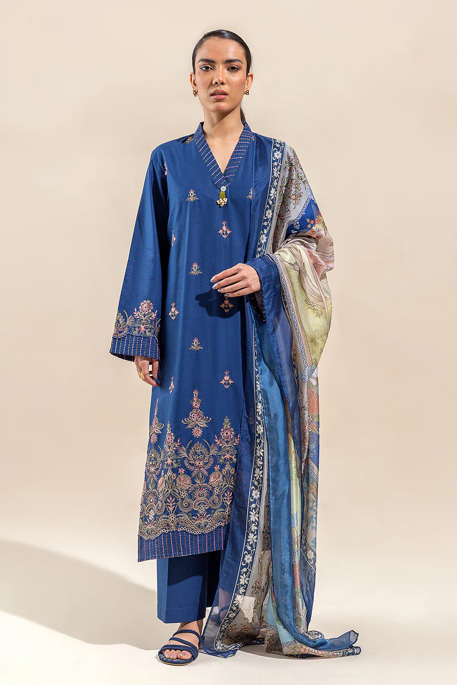 3 PIECE EMBROIDERED LAWN SUIT-TWILLIGHT BLOOM (UNSTITCHED) - Image 2
