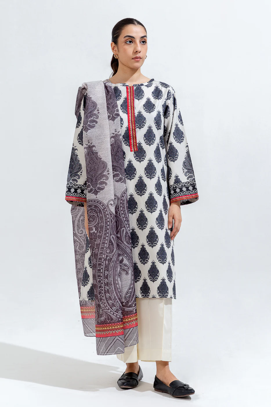 2 PIECE PRINTED CAMBRIC SUIT (PRET) - Image 2