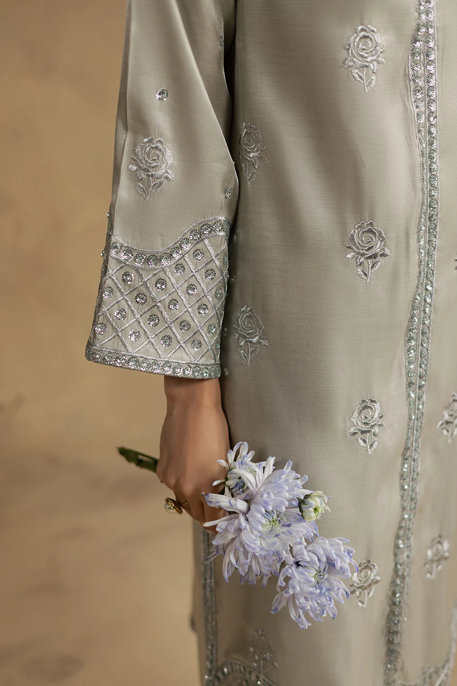 2 PIECE EMBROIDERED SILK SUIT (LUXURY-PRET) - Image 5