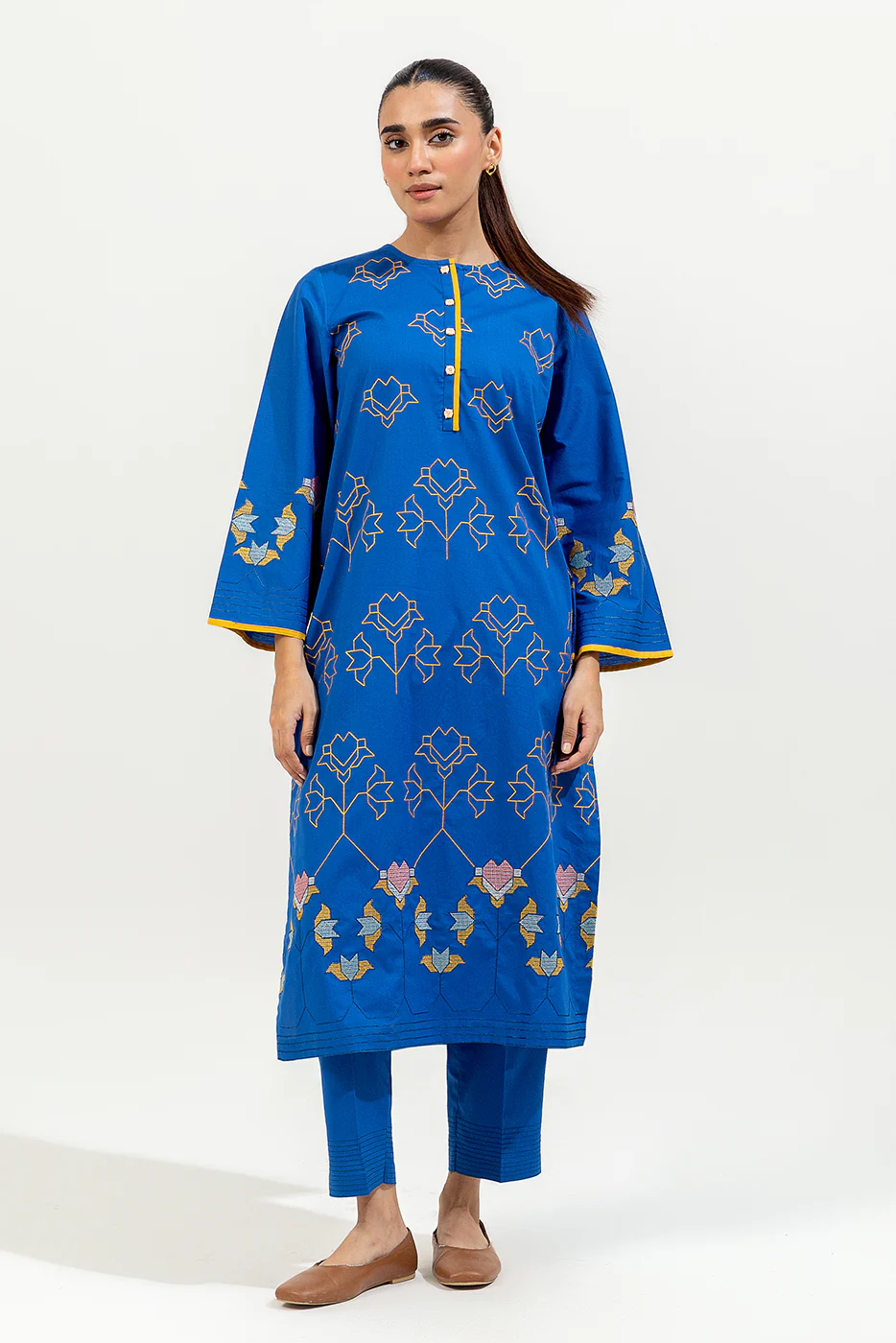 2 PIECE EMBROIDERED CAMBRIC SUIT (PRET) - Image 2