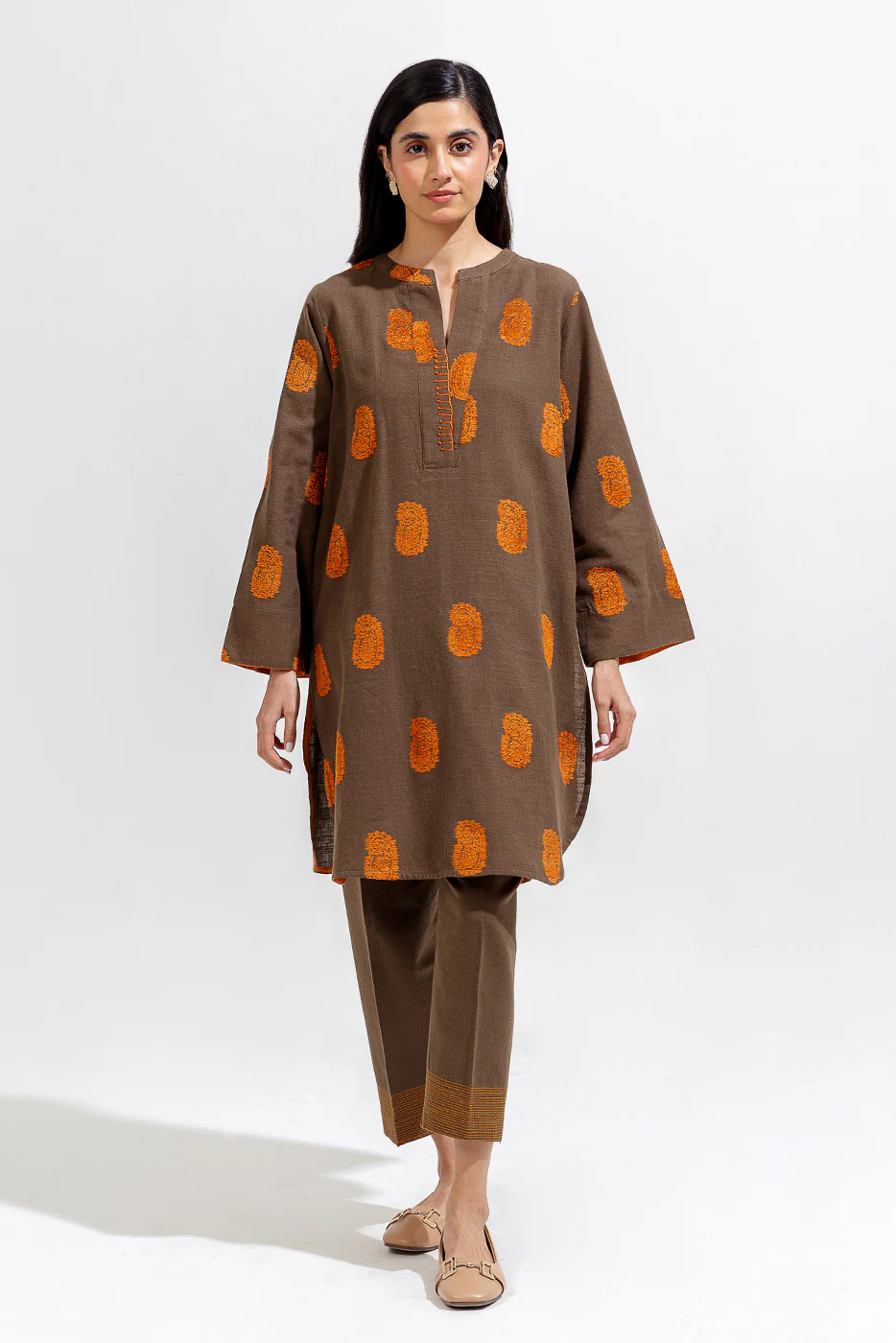 2 PIECE BASIC KHADDAR JACQUARD SUIT (PRET) - Image 6