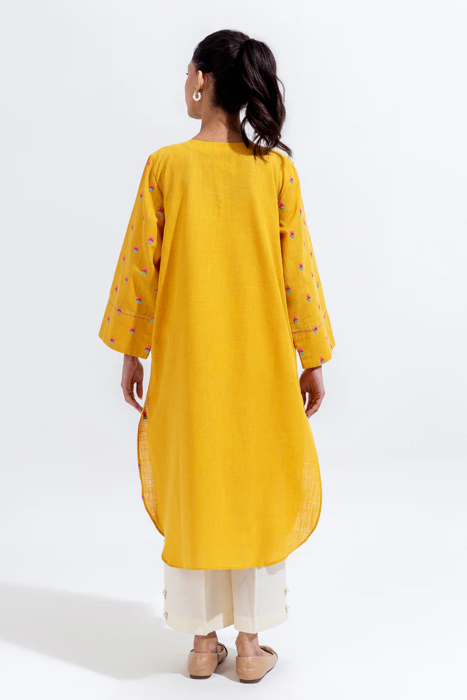 EMBROIDERED TWO WAY SLUB SHIRT (PRET) - Image 3