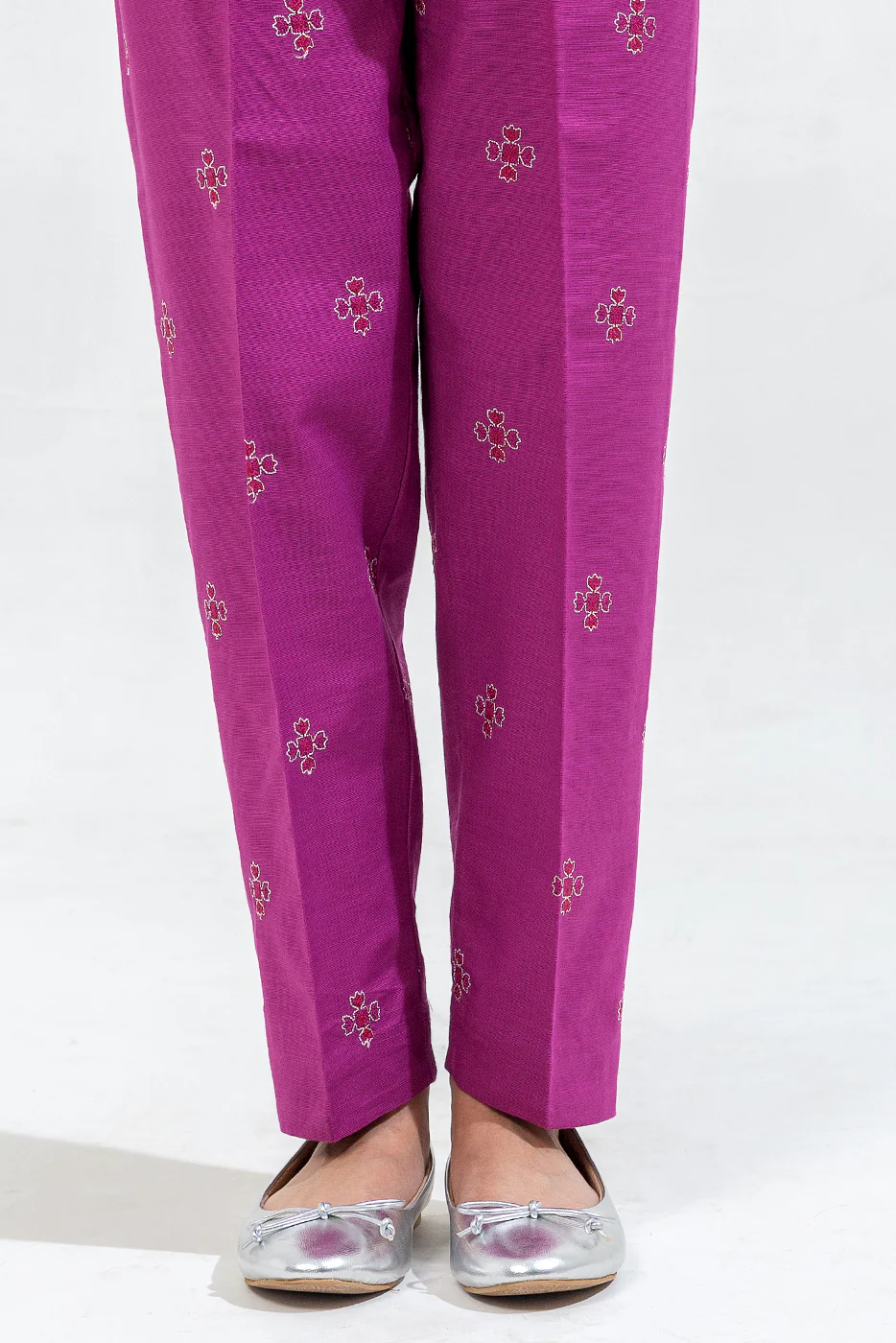 2 PIECE EMBROIDERED KHADDAR SUIT (PRET) - Image 5
